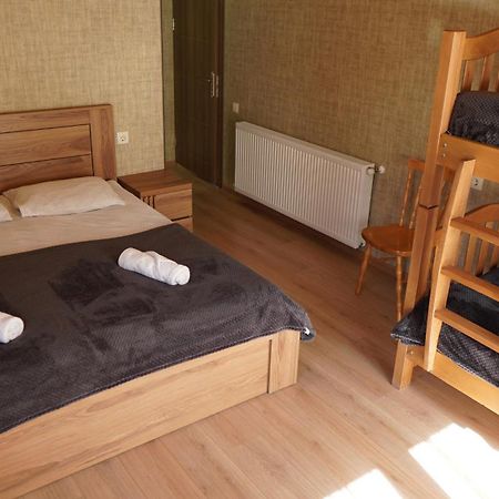 Archil And Nino Gigauri Guest House Kazbegi Kültér fotó